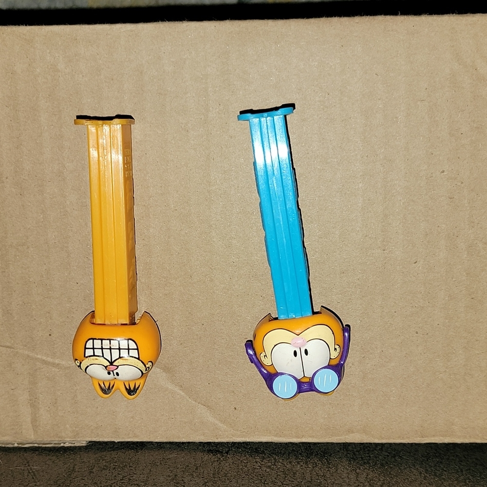 Collectible Garfield Pez Dispensers (x2)